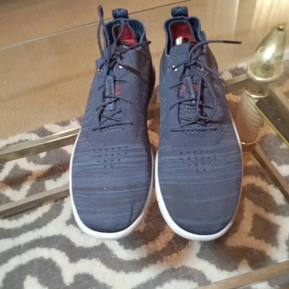 Ugg freeman Hyperweave low top sneakers size 11.5 Men - Picture 1 of 7
